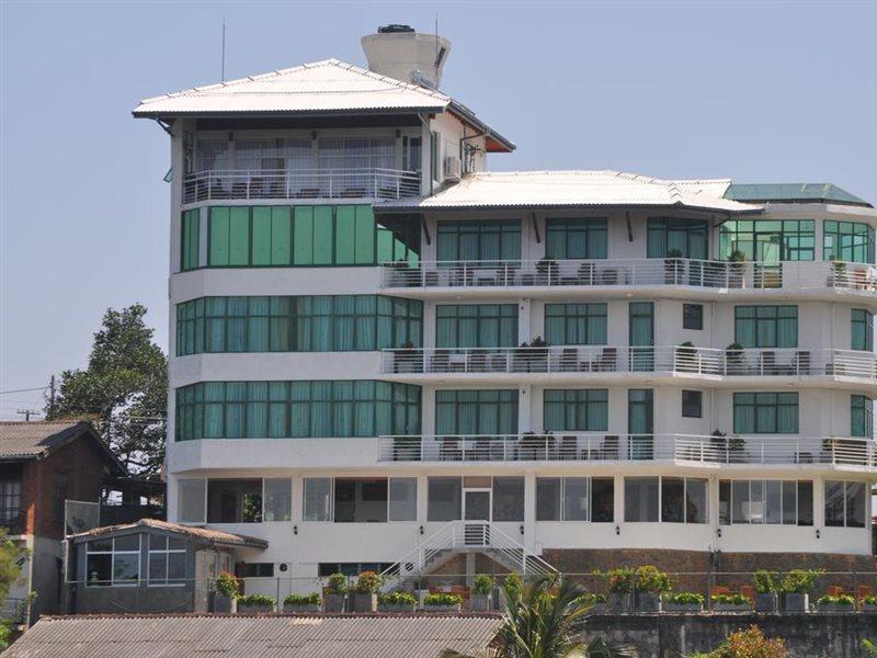 Amaara Sky Hotel Kandy Exterior photo