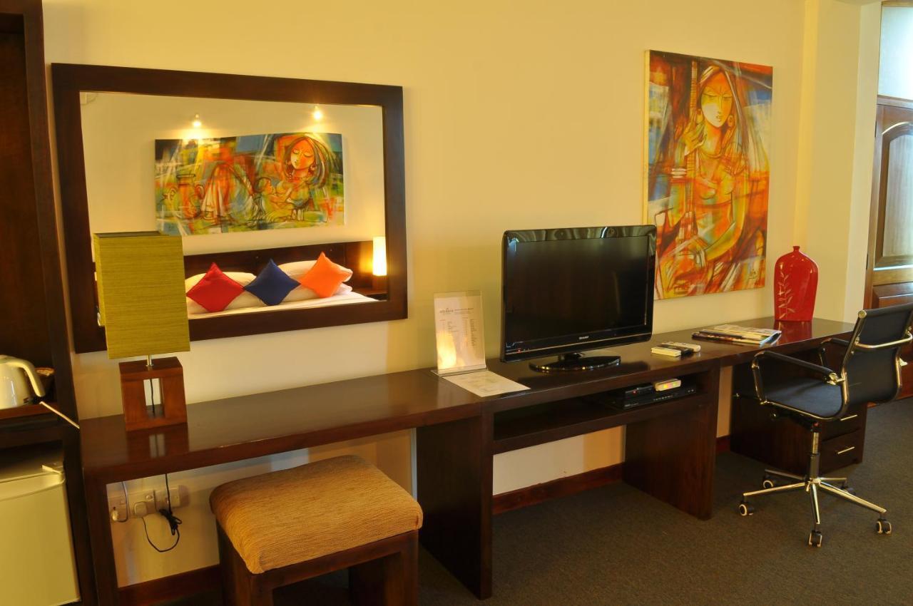 Amaara Sky Hotel Kandy Room photo